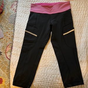Lululemon crop leggings size 6
